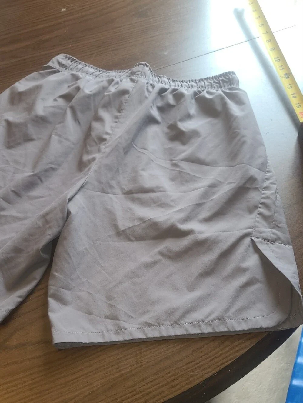 Nike Men's Light Grey Performance Training Shorts Size L